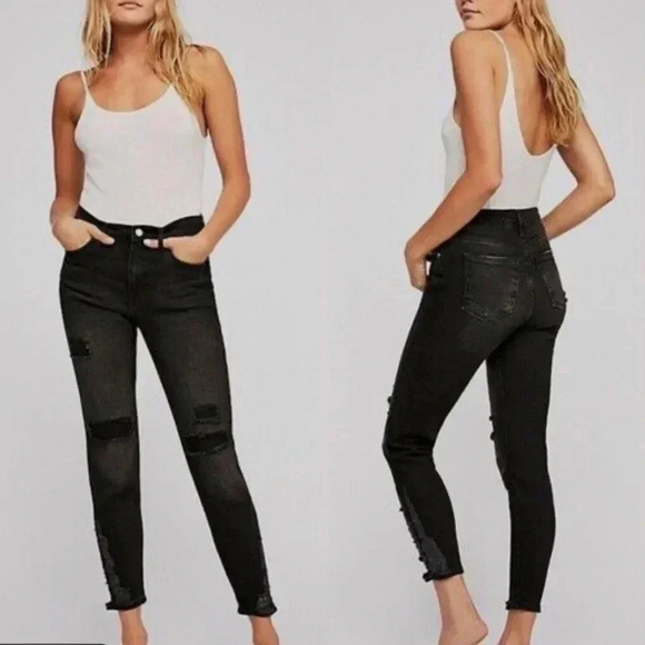 Denim - Free People About A Girl Black  Distressed High Rise Skinny Jeans 29